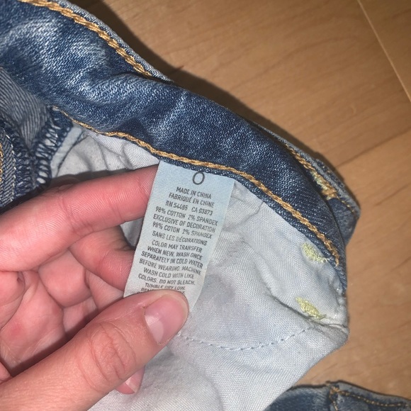 *SOLD* American Eagle Jean Shorts size 0 - Picture 4 of 4